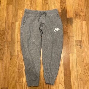 Nike Kids Gray Jogger Sweatpants Size Small